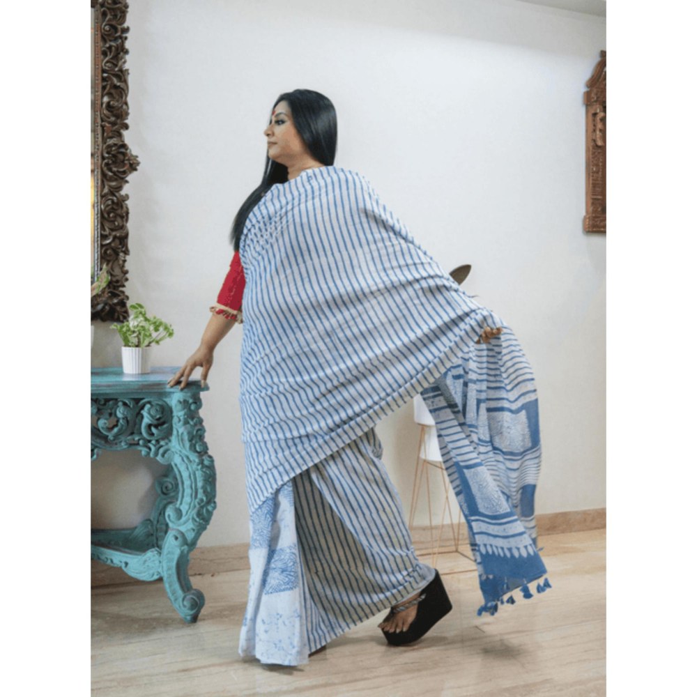 PRATHAA Neelakshi Batik Print Handloom Cotton Saree Without Blouse