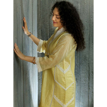 Pairaahan Zaira Kurta Salwar (Set of 3)