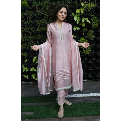 Pairaahan Nilay Kurta Salwar (Set of 3)