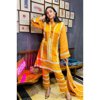 Pairaahan Lumiere Kurta Salwar (Set of 3)