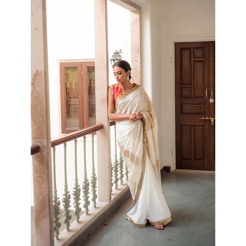 PRIYANKA RAAJIV Paarsa - Ivory Upcyled Jod Saree with Unstitched Blouse