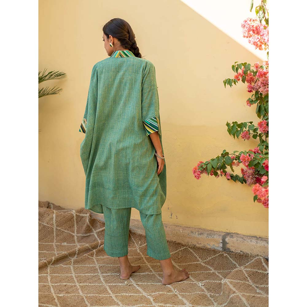 PRIYANKA RAAJIV Sadeh - Green Cotton Kaftan Style Co -Ord with Patchwork Detailing (Set of 2)