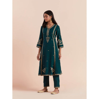 Priya Chaudhary Green Soft Chanderi Kurta with Pants (Set of 2)
