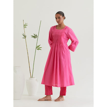 Priya Chaudhary Pink Flared Pleated Kurta
