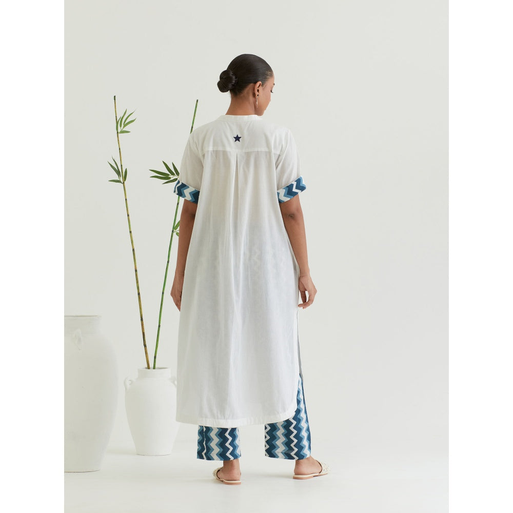 Priya Chaudhary White and Blue Solid Kurta with Printed Pant (Set of 2)