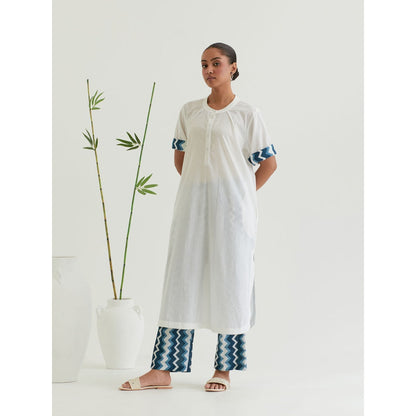 Priya Chaudhary Blue Cotton Printed Pant