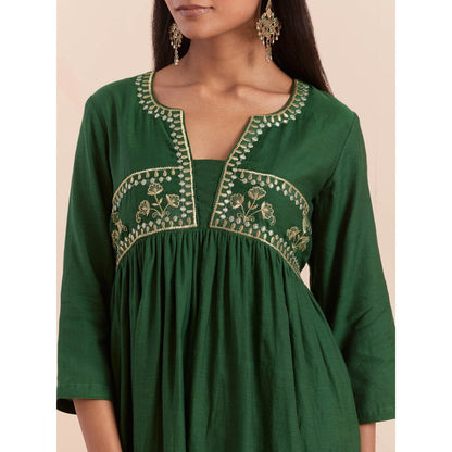 Priya Chaudhary Green Anarkali Kurta with Pant (Set of 2)