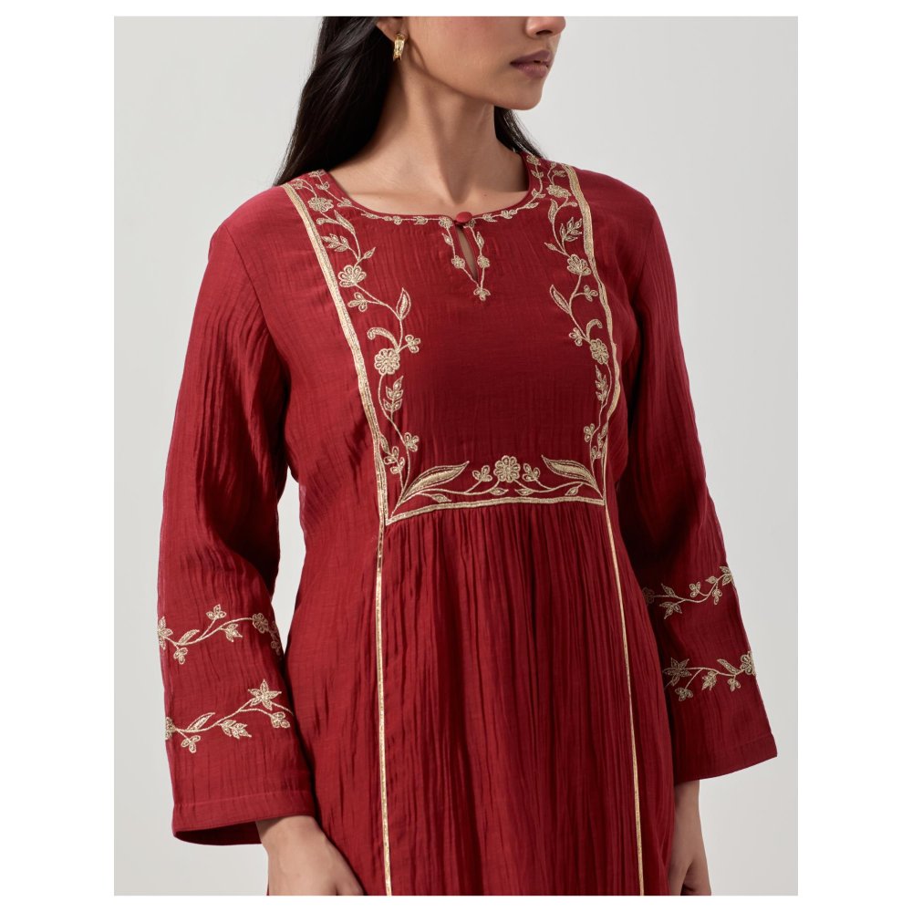 Priya Chaudhary Maroon Embroidered Kurta