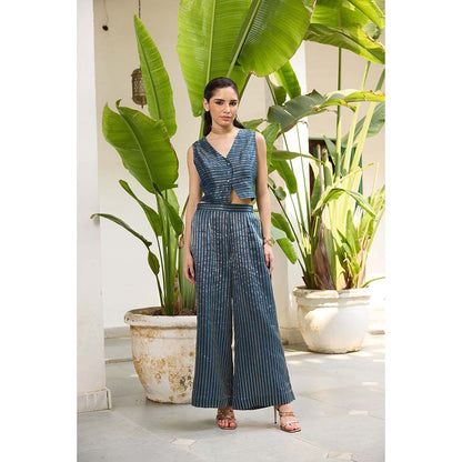 Raas Life Blue Sabya Zari Chanderi Stripes Co-Ord (Set of 2)