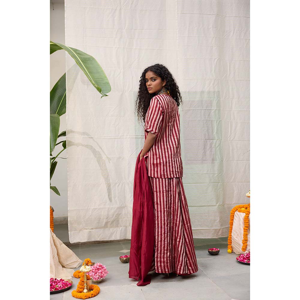 Raas Life Amala Zari Chanderi Kurta with Palazzo and Dupatta (Set of 2)