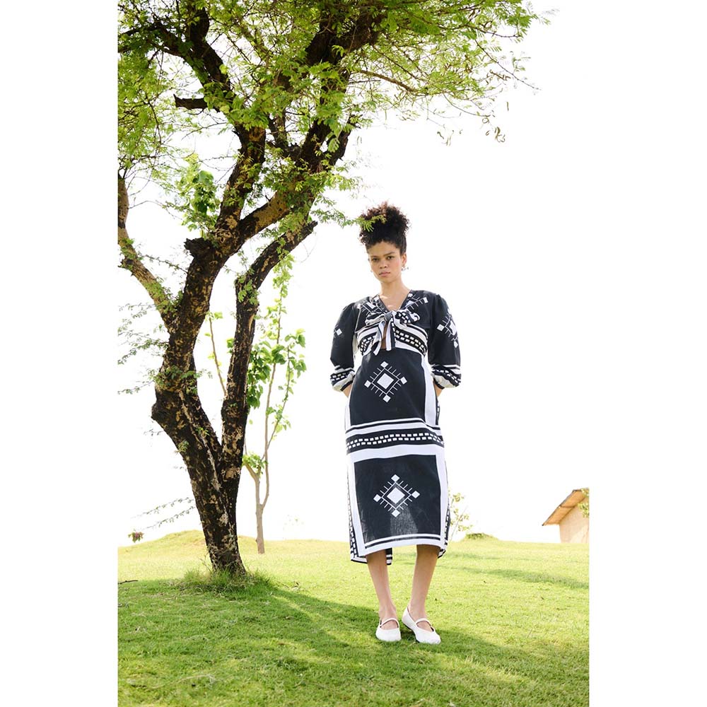 Raas Life Black Dahlia Printed Dress