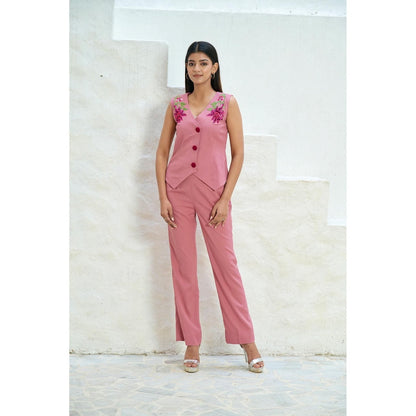 Rabnoor K Sethi Pink Embroidered Co-Ord (Set of 2)