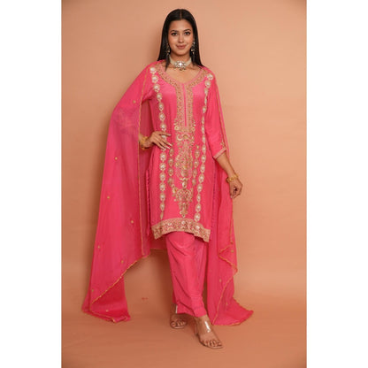 Rabnoor K Sethi Pink Embroidered Kurta with Pant and Dupatta (Set of 3)