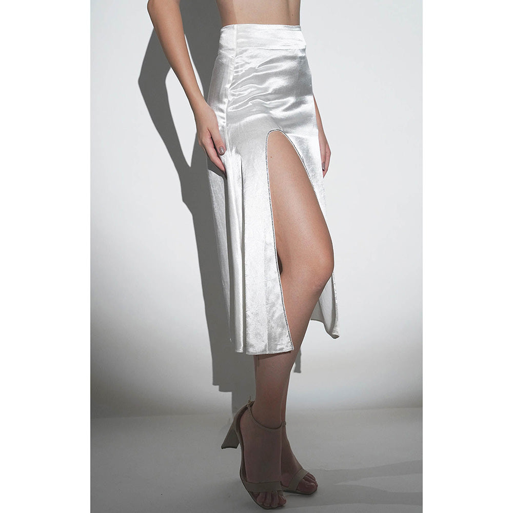 Realm By Vaishali Twinkle White Midi Skirt