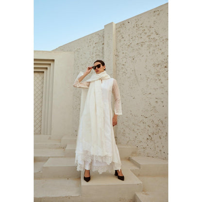 RENASCI White Mira Kurta with Pant and Dupatta (Set of 3)