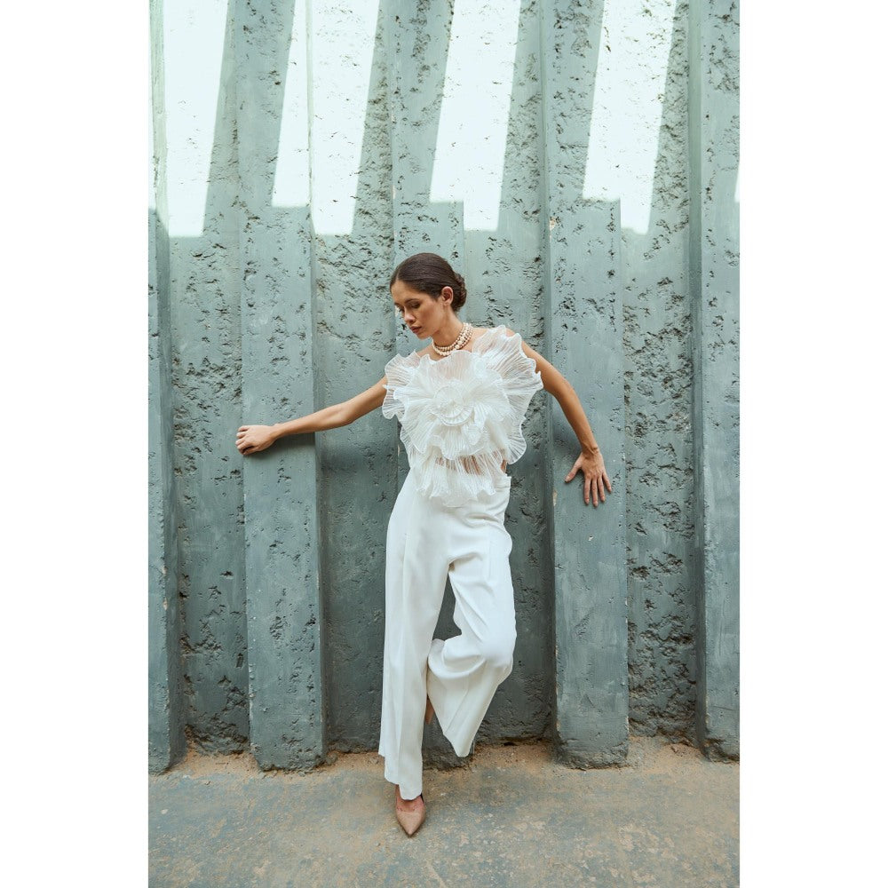 RENASCI White Self Design Camellia Top