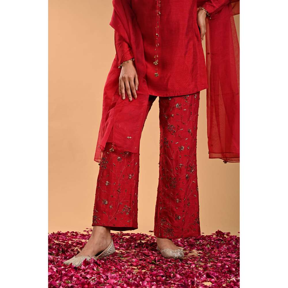 RIRASA Embroidered Short Kurti with Pant and Dupatta (Set of 3)