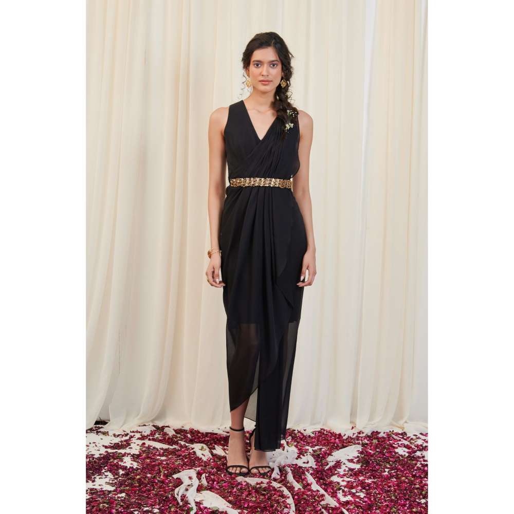 RIRASA Black Cape with V-Neck Georgette Maxi Dress and Belt (Set of 3)