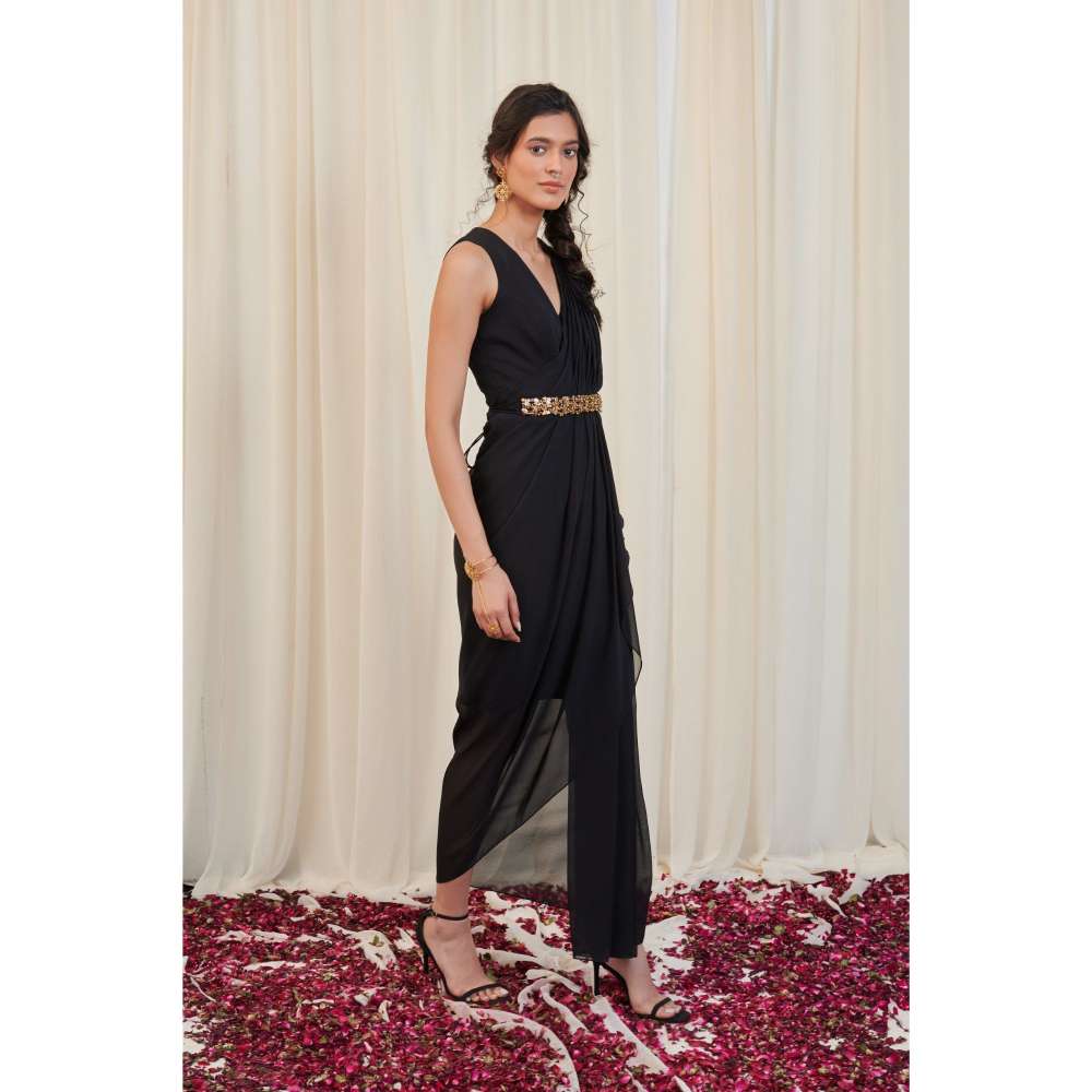 RIRASA Black Cape with V-Neck Georgette Maxi Dress and Belt (Set of 3)
