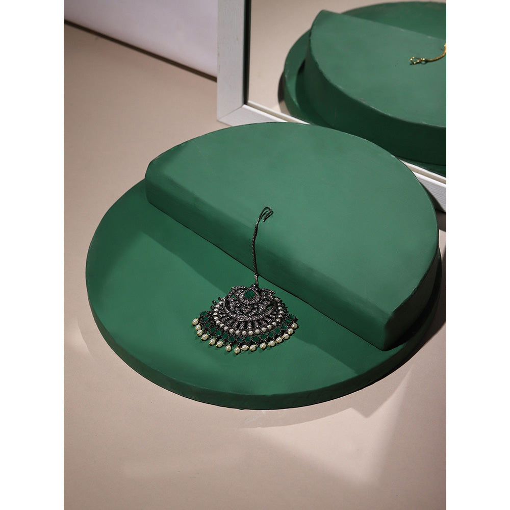 Ritu Singh Green Stone and Diamond Pearl Maang Tikka
