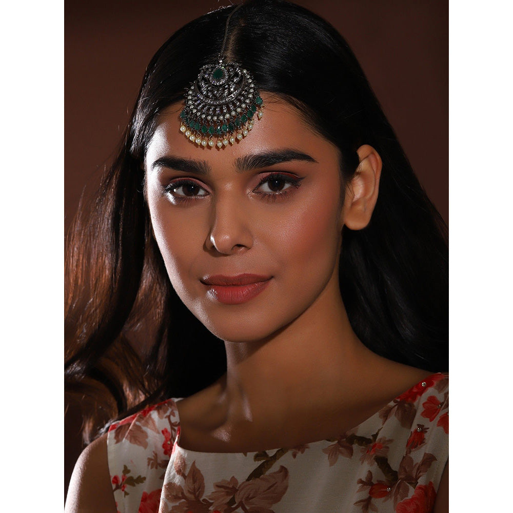 Ritu Singh Green Stone and Diamond Pearl Maang Tikka