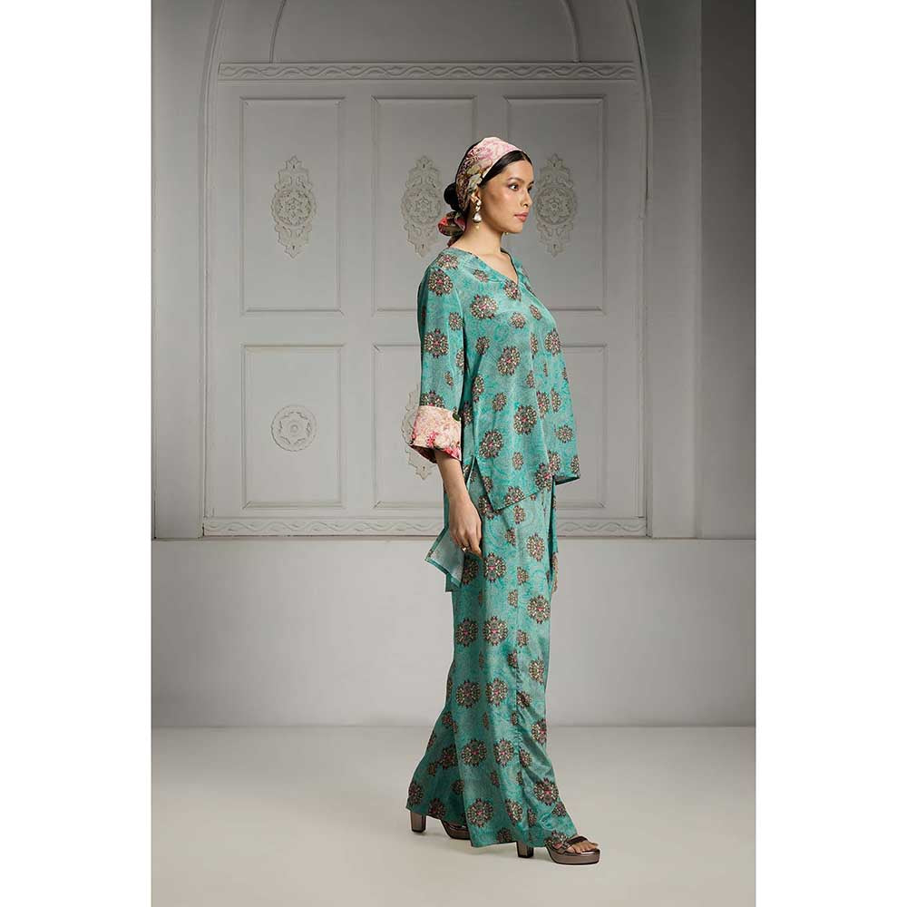 Rivaar by Rocky Star Blue Butti Printed Co-Ord (Set of 2)