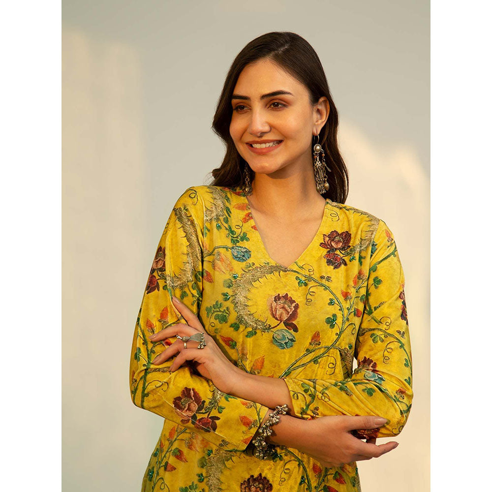 Roze Sehrish Velvet Kurta