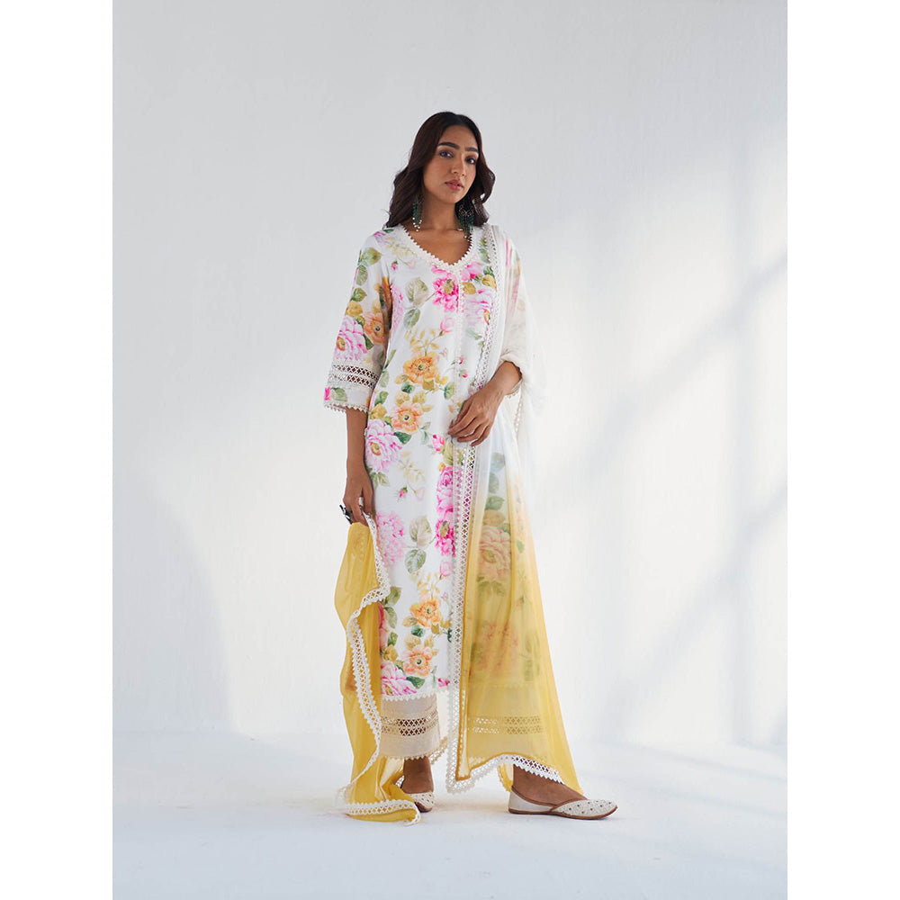 Roze Riha Dupatta