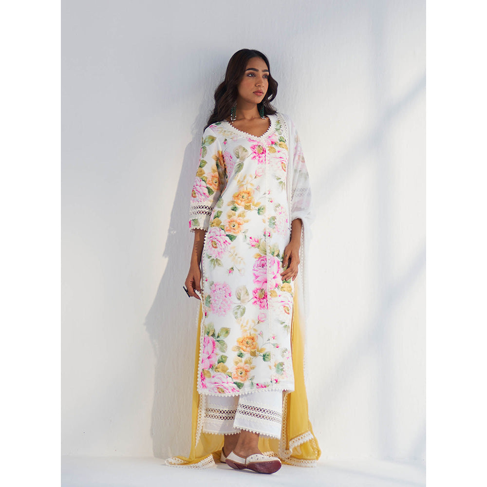 Roze Riha Dupatta