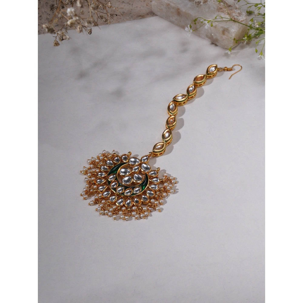 Ruby Raang Studio Green Kundan Maang Tikka