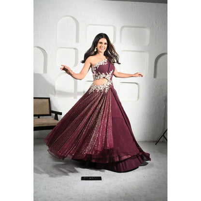 Ruhm Burgundy Elegance Gown