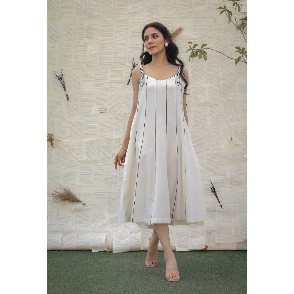 Ruhm Off White Anjea Dress