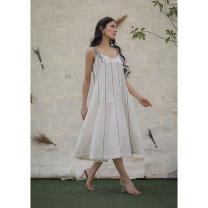 Ruhm Off White Anjea Dress