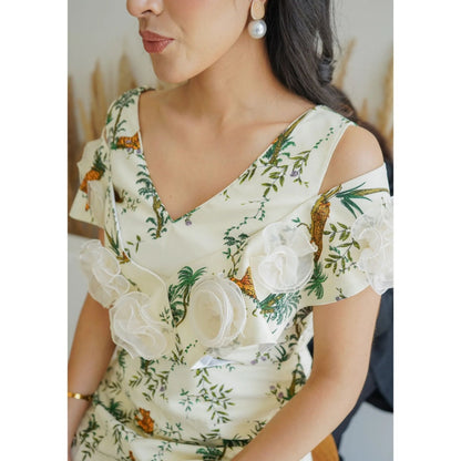 Ruhm White Tropical Bloom Co-Ord (Set of 2)
