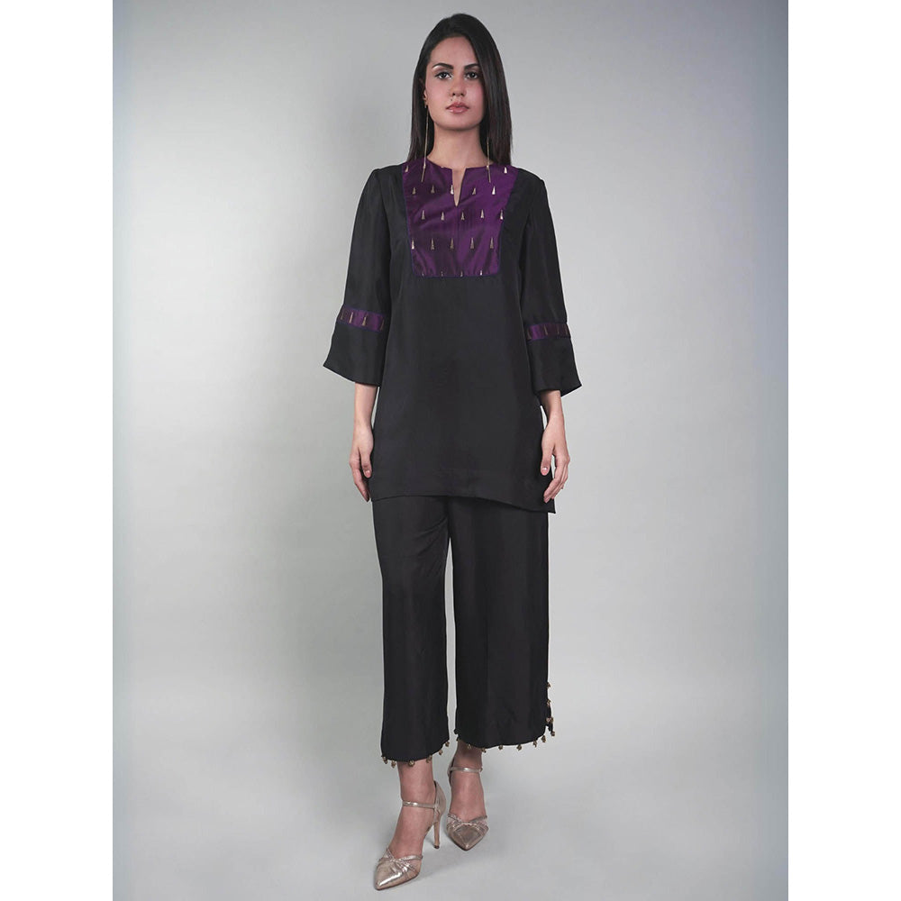 Rukinder Kumar Black Kanjivaram Co-Ord (Set of 2)