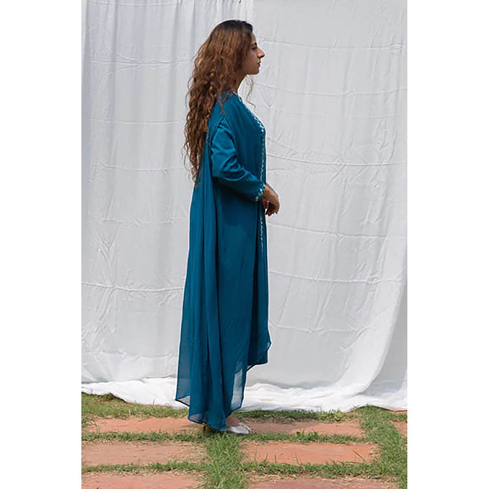 Saatvikei Cape Suit - Turquoise Kurta with Pant and Cape Dupatta (Set of 3)