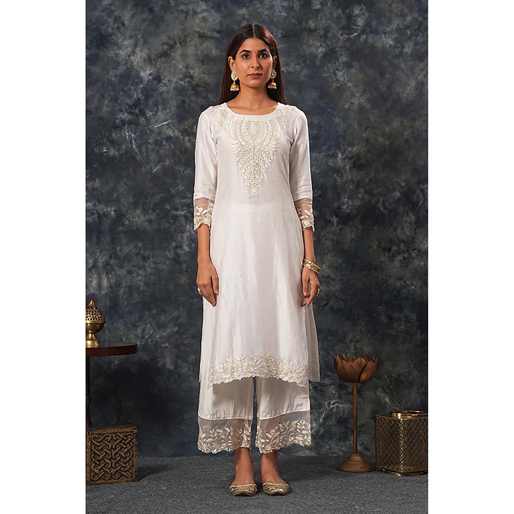 Saatvikei Harshita - Ivory Kurta with Palazzo and Dupatta (Set of 3)