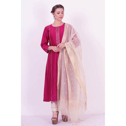 Saatvikei Kaavya - Wine Kurta