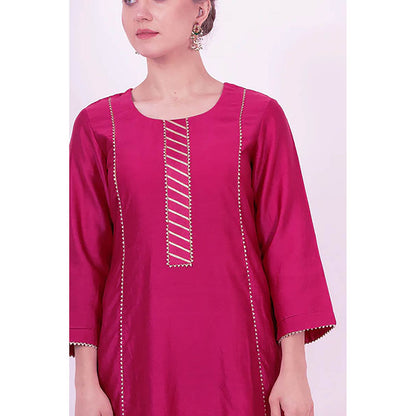 Saatvikei Kaavya - Wine Kurta