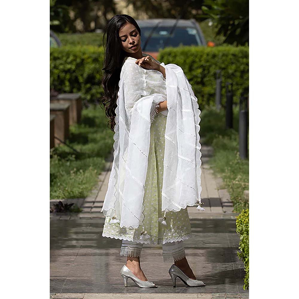 Saatvikei Kesar - Green Kurta with Pant and Dupatta (Set of 3)