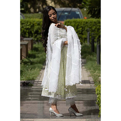 Saatvikei Kesar - Green Kurta with Pant and Dupatta (Set of 3)
