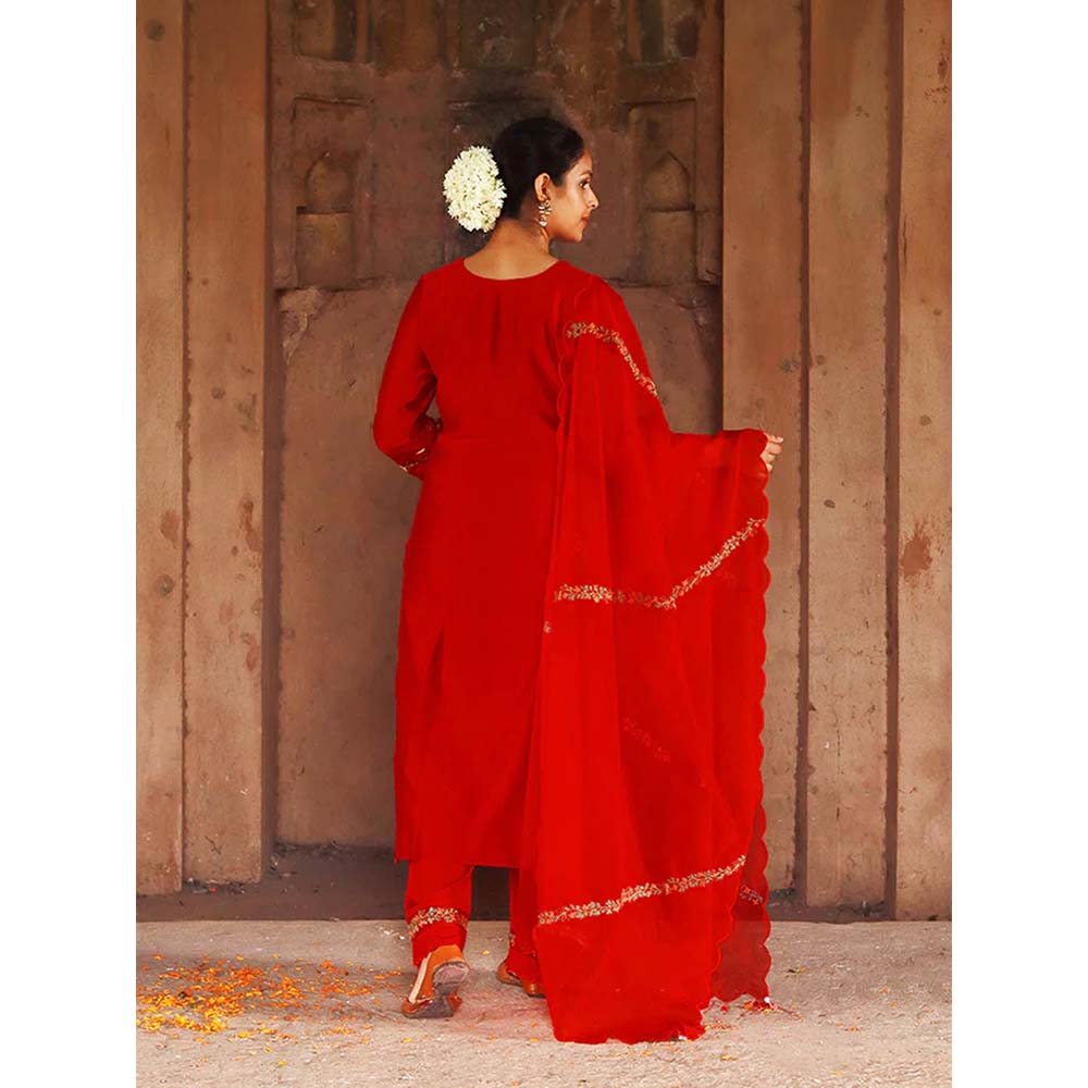 Saatvikei Meenakshi - Red Kurta with Pant and Dupatta (Set of 3)