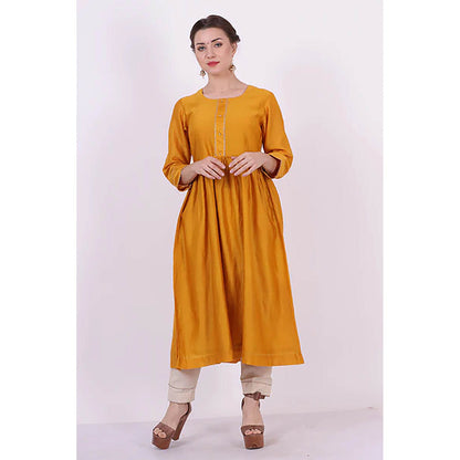 Saatvikei Padma - Yellow Kurta