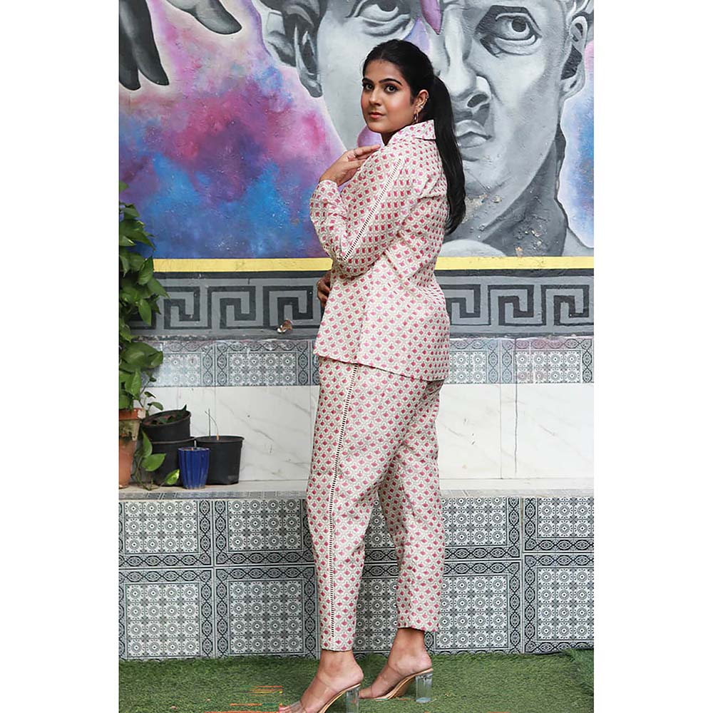 Saatvikei Saral - Printed Co-Ord - Beige (Set of 2)
