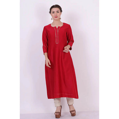 Saatvikei Saroj - Red Kurta