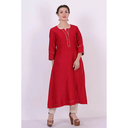 Saatvikei Saroj - Red Kurta