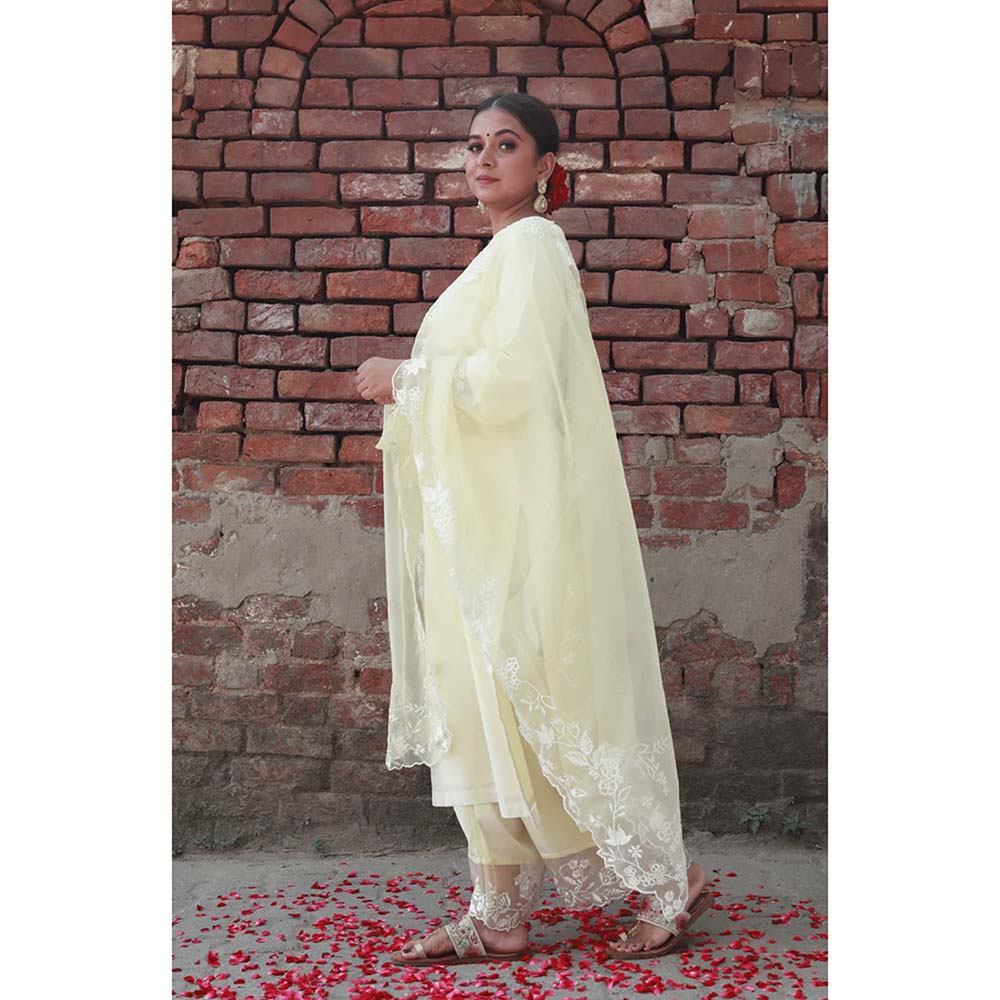 Saatvikei Subhaga- Lemon Yellow Kurta with Palazzo and Dupatta (Set of 3)