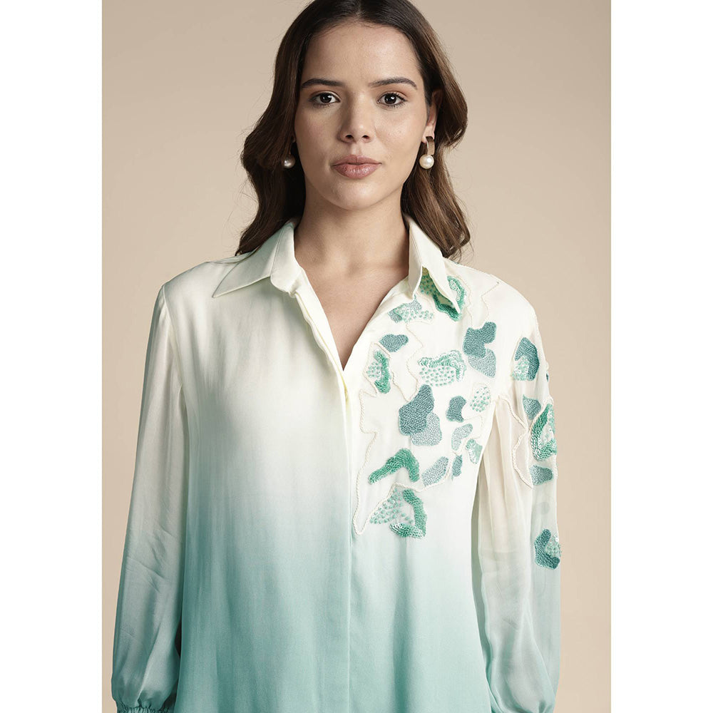 SAKSHI KHETTERPAL Mint Green Ombre Shoulder Embroidered Co-Ord (Set of 2)