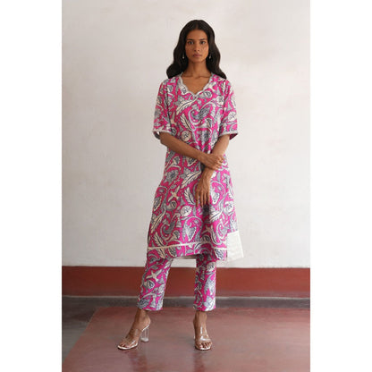 Saksham & Neharicka Pink Zinat Kurta with Pant (Set of 2)