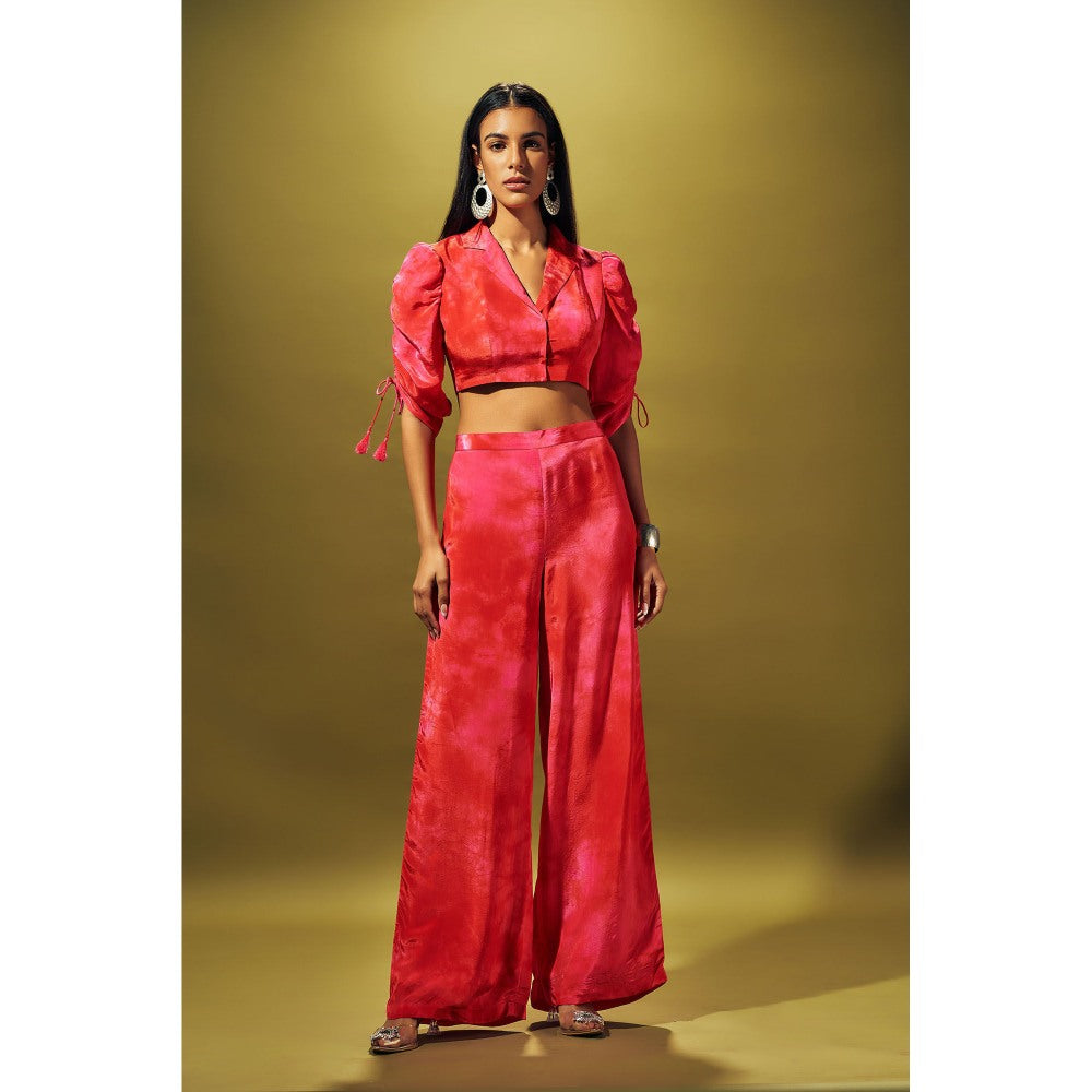 SAMMOHI BY MOKSHA & HIRAL Red Tie And Dye Co-Ord (Set of 2)